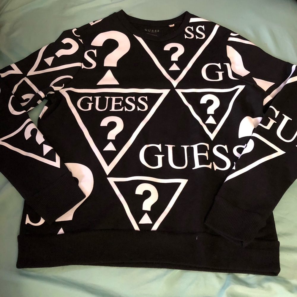 GUESS sweater
